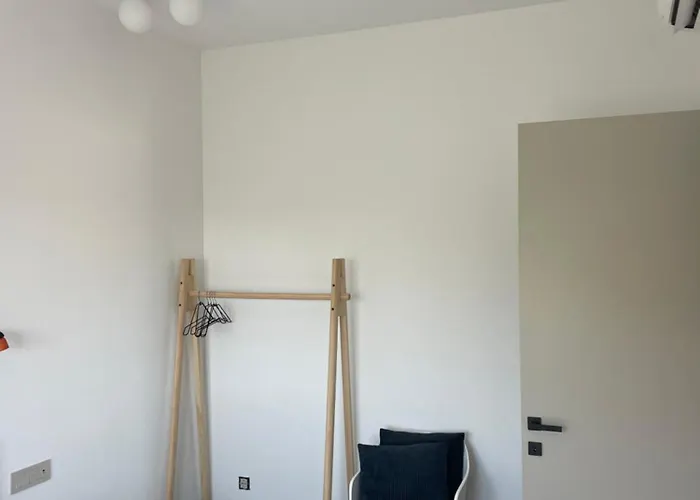 Cedrus Loft - Brand New *